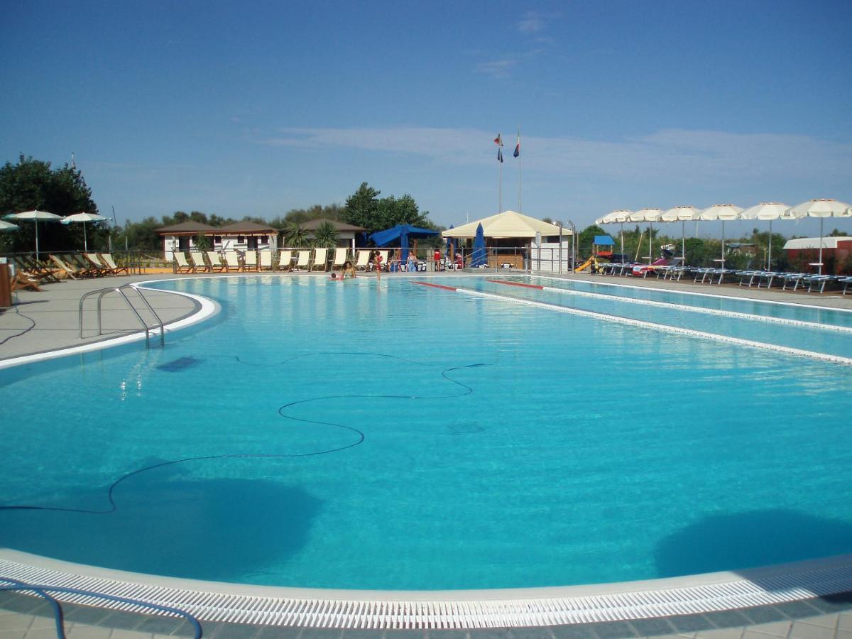 Aparthotel Oasi Del Mare Tirrenia Zewnętrze zdjęcie
