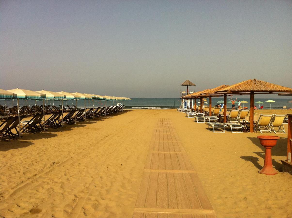 Aparthotel Oasi Del Mare Tirrenia Zewnętrze zdjęcie
